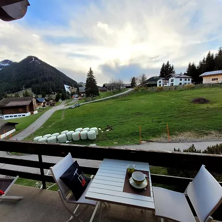 Joli Nid Cosi A La Montagne -lecherette Apartment Chateau-d'Oex