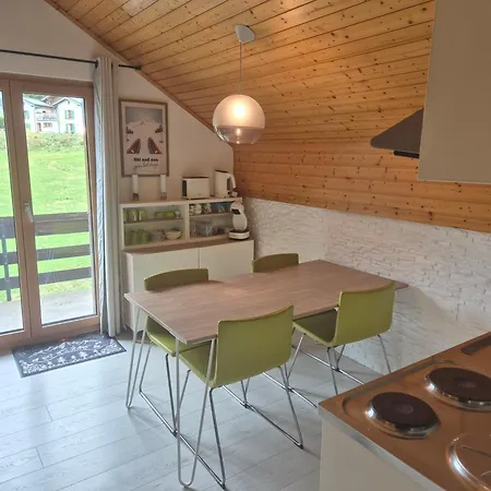Joli Nid Cosi à La Montagne -lécherette Apartamento *